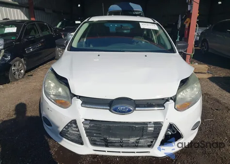 2014 Ford Focus S from USA, damaged, VIN 1FADP3E29EL393162